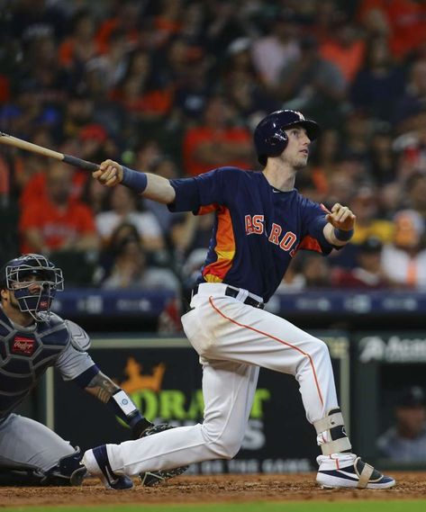 Kyle Tucker hits a double to right field during the fifth inning. Sept. 8, 2019. The Astros won 21 to 1. Kyle Tucker, Felix Hernandez, Gerrit Cole, Minute Maid Park, Minute Maid, Seattle Mariners, Baseball Fan, Show And Tell, Baseball Players