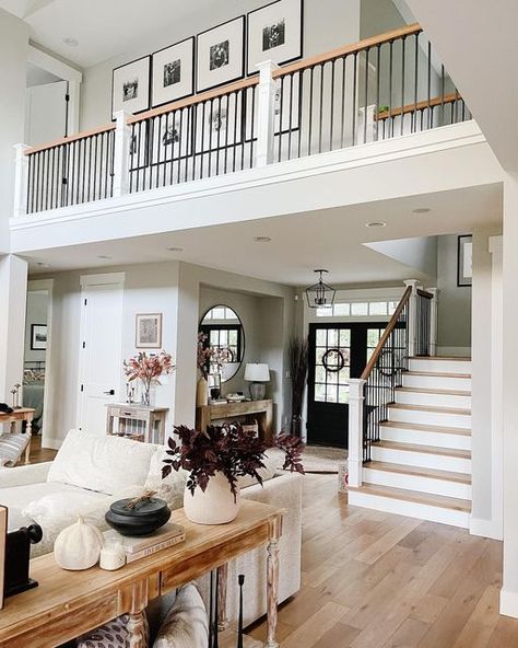 Upstairs Loft Ideas, Loft Ideas Upstairs, Summer Outside, Dream Life House, Gallery Walls, Dream House Interior, Dream House Exterior, Instagram Summer, Dream House Plans