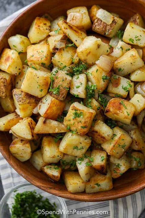 15 Recipes to Use Up Those Leftover Baked Potatoes in Your Fridge #purewow #dinner #recipe #cooking #ingredient #vegetable #food Easy Home Fries, Crispy Bacon In Oven, Home Fries Recipe, Leftover Baked Potatoes, Roti Panggang, Leftover Potatoes, Shredded Potatoes, Homemade Gnocchi, Home Fries