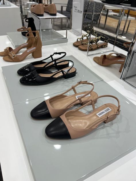 Steve Madden Ballet Flats, Steve Madden Flats, Flats Outfit, 2023 Christmas, Fall Shoes, Flat Shoes, Christmas List, Ballet Flats, Steve Madden