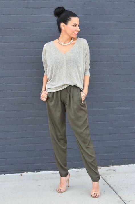 Slouch Pants, Manic Monday, Heels Vintage, Daily Outfit Inspiration, Vintage Choker, Steve Madden Heels, Summer Work Outfits, Monday Blues, Choker Style