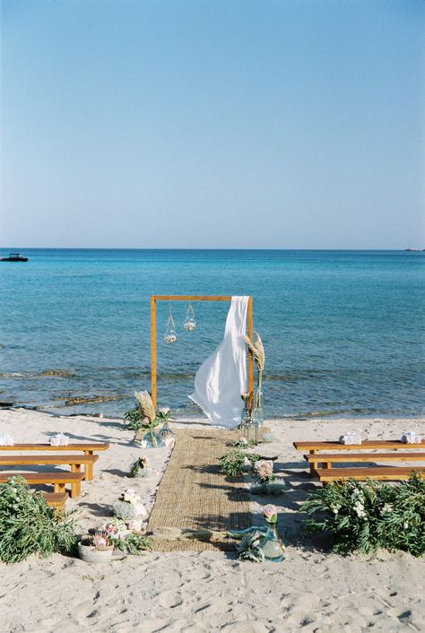 Apple Wedding, Beach Wedding Decorations Reception, Wedding Setup, Wedding On The Beach, Dream Beach Wedding, Greece Beach, Beach Bohemian, Elegant Bohemian, Boho Beach Wedding