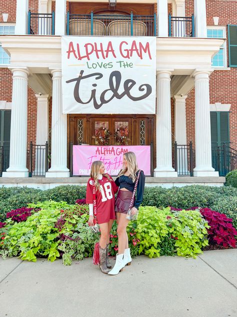 Bama Gameday Outfit, Alabama Gameday Outfit, Preppy Sorority, Bama Gameday, Sorority Room, Alabama College, Sorority Rush, Texas Aggies, College Sorority