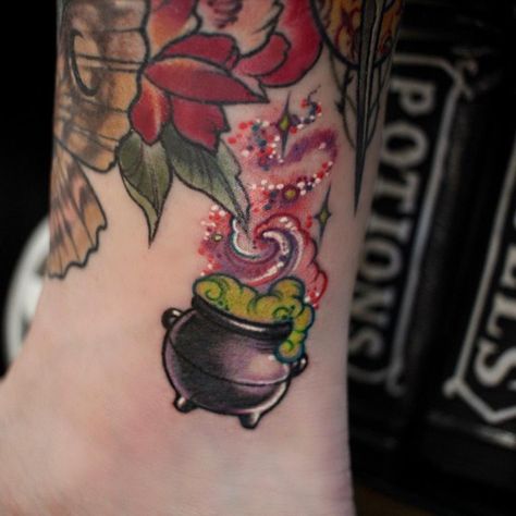 Traditional Cauldron Tattoo, Couldren Tattoo, Cauldron Tattoo, Magic Cauldron, Bluebird Tattoo, Z Tattoo, Princess Tattoo, Witch Tattoo, Harry Potter Tattoos