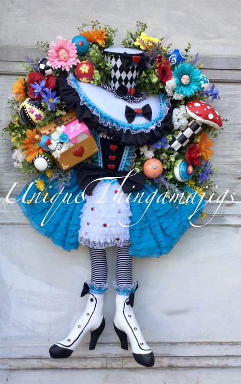 Alice in Wonderland Wreath  Everything handmade a Uniquethingamajigs Original Alice In Wonderland Wreath, Alice Art, Alice In Wonderland Crafts, Disney Wreath, Alice In Wonderland Room, Alice In Wonderland Alice, Wreath Inspiration, Halloween Mesh Wreaths, Wonderland Alice