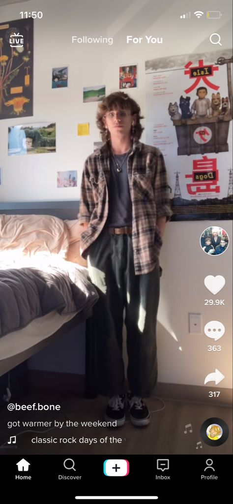 Masc Rock Outfits, Earthy Grunge Outfits Masc, Grunge Transmasc Outfits, Soft Grunge Male Outfits, Fairy Grunge Guy, Earthy Masculine Outfits, Indie Rock Outfits Men, Fairy Grunge Masculine Outfits, Masc Outfits Grunge