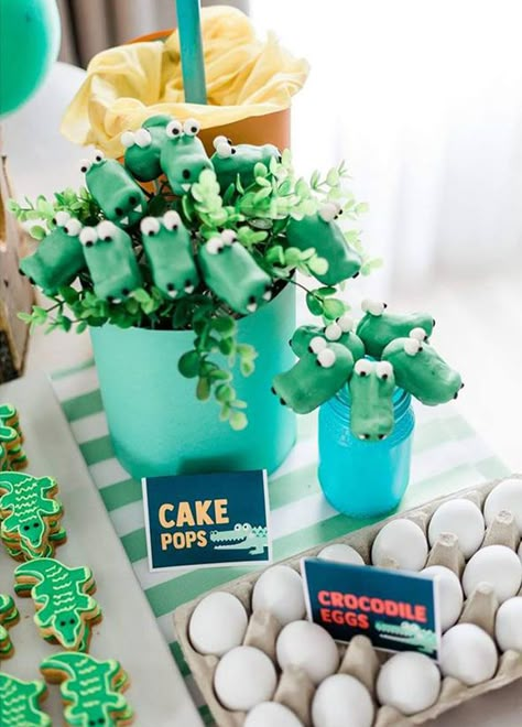 Alligator Decorations, Crocodile Birthday Party, Bday Desserts, Crocodile Cake, Crocodile Birthday, Gator Party, Felix Birthday, Alligator Birthday Parties, Crocodile Party