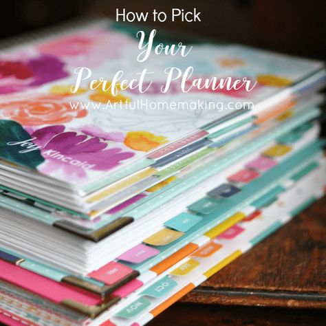 With so many planners to choose from, how do you choose the one that will work best for you? Here are some tips for how to pick your perfect planner. Best Planners And Organizers 2023, Best Planners For 2024, Filofax Organization, Best Planners And Organizers, Simplified Planner, Digital Bullet Journal, Work Planner Organization, To Do Planner, Pretty Planners