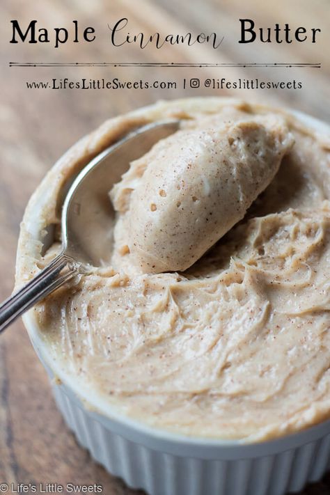 Maple Cinnamon Butter is a sweet and delicious butter recipe that is perfect for having on muffins, toast, popovers, bread or just about anything you imagine. It only takes a few minutes and 4 simple ingredients to make this maple-cinnamon scented butter. #butter #maplesyrup #cinnamon #brownsugar #unsaltedbutter #recipe Flavored Butter Recipes, Butter Recipes Homemade, Cinnamon Honey Butter, Sweet Butter, Flavored Butter, Cinnamon Butter, Homemade Butter, Printable Recipe, Honey Butter