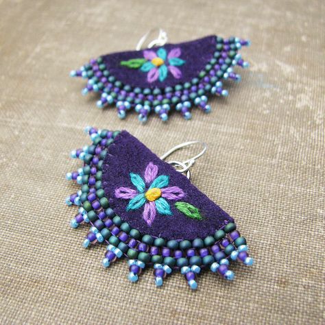 Purple Flower Earrings, Fan Shaped, Embroidery, Beaded Edging, Sterling Silver by sylviawindhurst, via Flickr Beaded Edging, Felted Earrings, Embroidery Beaded, Diy Fabric Jewellery, Fabric Earrings, Felt Jewelry, Fiber Jewelry, Art Earrings, Textile Jewelry