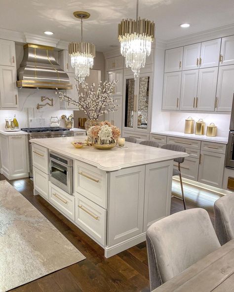 Glam Kitchen, Dream Kitchens Design, White Kitchen Design, Elegant Kitchens, Luxury Kitchen Design, Kitchen Room Design, Kitchen Inspiration Design, Luxury Kitchens, Large Kitchen