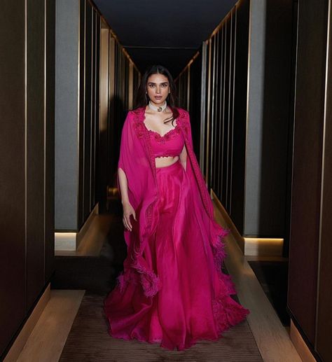 Gorgeous Looks from Aditi Rao Hydari For Some Serious Bridal Inspiration! | WedMeGood Aditi Rao Hydari Indian, Indian Outfits Modern, Amrapali Jewels, Trendy Dress Styles, Desi Attire, Reception Outfits, Aditi Rao Hydari, Twins Fashion, Sangeet Outfit