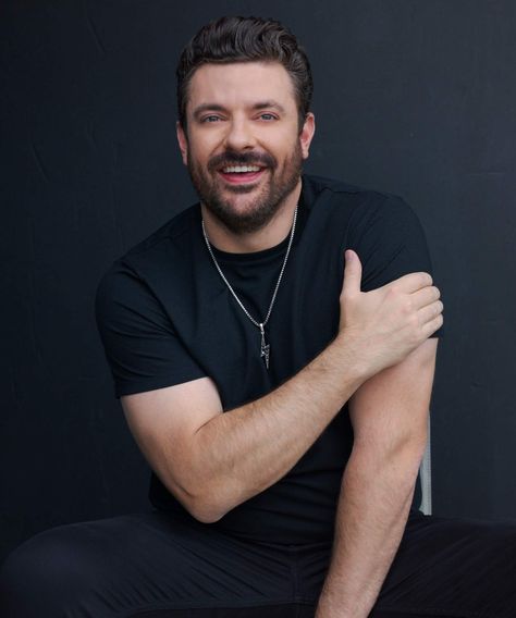 Chris Young Pictures 2024, Chris Young Pictures, Best Party Songs, Chris Young Music, Jj Lin, Male Artists, Shower Pics, Party Songs, Chris Young