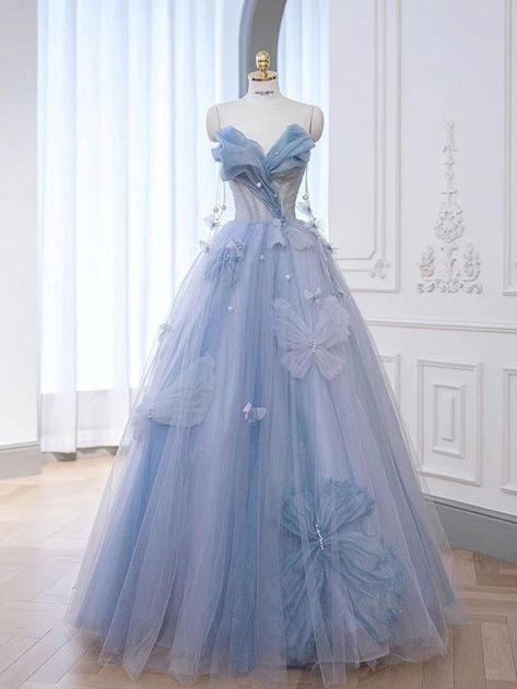 Chinese Inspired Dress Gowns, Pretty Fairy Dresses, Blue Sparkly Wedding Dress, Blue Ball Gown Fairytale, Periwinkle Wedding Dress, Baby Blue Ball Gown, Gown For Debut, Chinese Prom Dress, Fairy Prom Dress