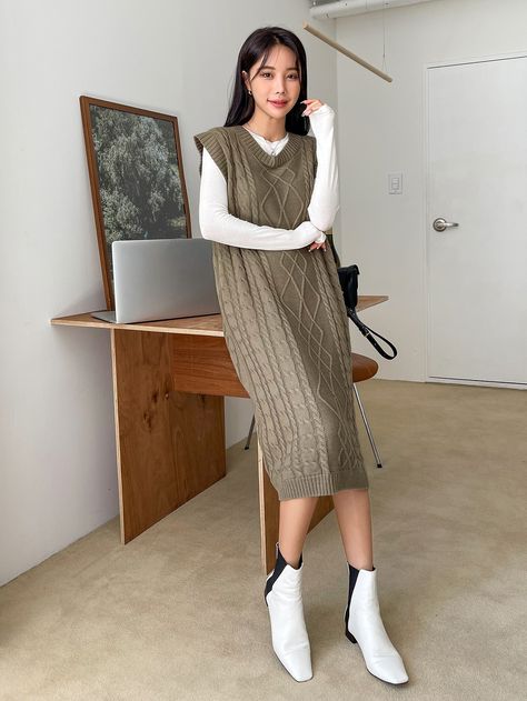 Long Sleeveless Sweater Dress Outfit, Sleeveless Sweater Dress Outfit, Dress Styling, Sweater Dress Outfit, Sleeveless Sweater Dress, Sleeveless Outfit, Sweater Dresses, Mocha Brown, Sweater Dress Women