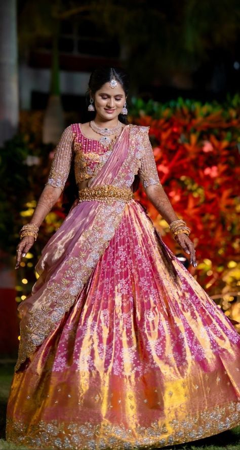 Half Saree New Trend, Haldi South Indian Bride, Half Saree Jewellery Ideas, South Indian Bride Engagement Look, Half Saree For Reception For Bride, South Indian Bridal Lehenga, Half Saree Designs For Engagement, Half Sarees Latest Designs For Wedding, Half Saree For Engagement Bride