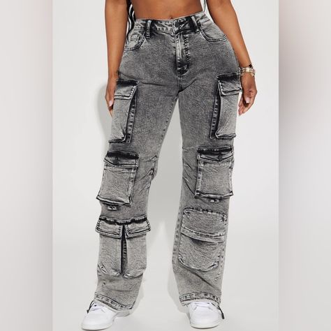 Nwt Womens Denim Cargo Jeans In Acid Wash Grey Black Color. Size 9 Denim Cargo Jeans, Fashion Nova Plus Size, Grey Cargo Pants, High Waisted Distressed Jeans, Cute Nike Outfits, Denim Cargo Pants, Cargo Pants Outfit, Denim Cargo, Stylish Summer Outfits