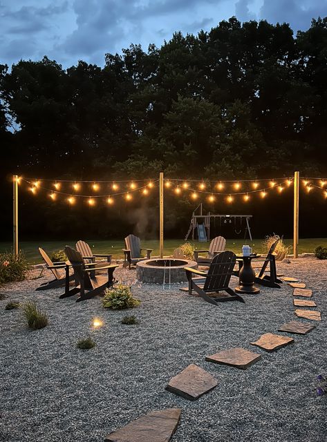 Pebble Patio, Kitchen Outside, Pea Stone, Stone Backyard, Pea Gravel Patio, Outdoor Fire Pit Designs, Fire Pit Landscaping, Gravel Patio, Stone Fire Pit