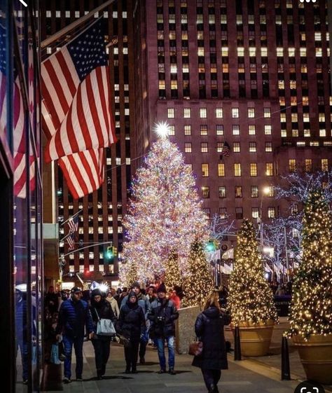 Natale A New York, New York Navidad, Times Square Christmas, Christmas In Nyc Aesthetic, Christmas In Usa, Nyc Aesthetic Wallpaper, Christmas New York, Christmas Travel Destinations, Christmas Nyc