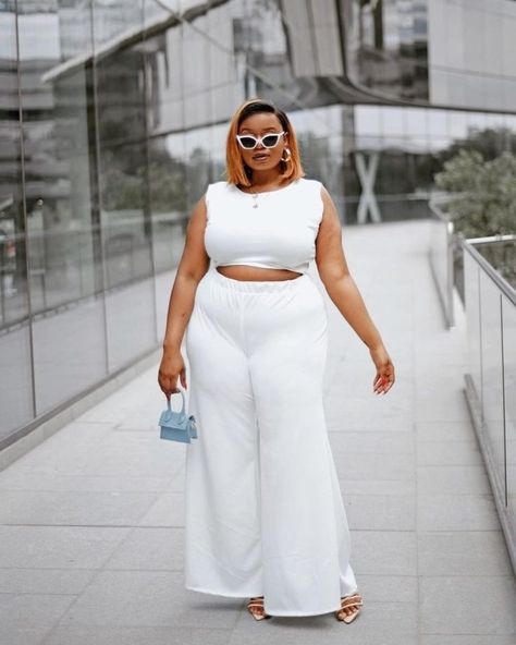 Plus Size Chic Outfits, Plus Size White Outfit, Brunch Attire, All White Party Outfits, White Party Outfit, Plus Size Chic, Look Plus Size, Fashion Influencer, All White Outfit