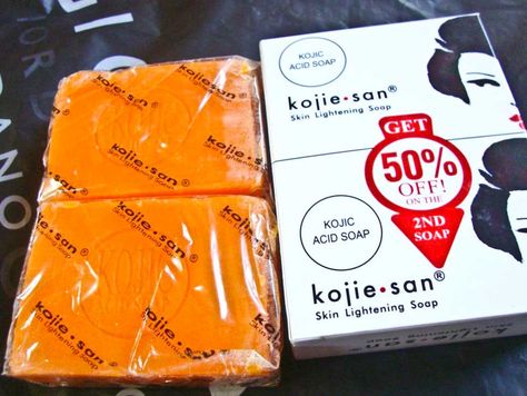 Kojie San Skin Lightening Soap Packaging Skin Tags On Face, Lips Peeling, Apple Cider Vinegar For Skin, Vaseline Beauty Tips, Skin Lightening Soap, Kojie San, Face Whitening, Home Remedies For Skin, Skin Tightening Face