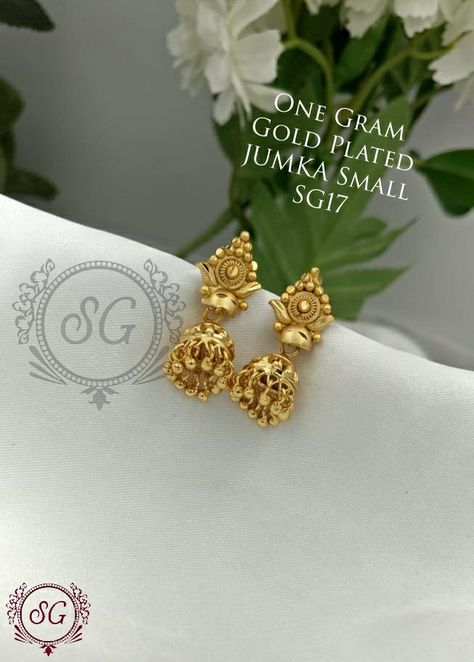 Gold Earing, Indian Gold Jewellery Design, Gold Jewelry Prom, Gold Earrings For Kids, Small Earrings Gold, Wedding Jewellery Designs, Unique Gold Jewelry Designs, Jewelry Prom, Simple Gold Earrings