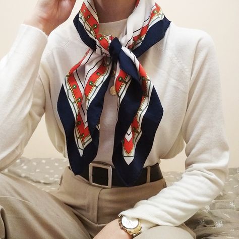 Hankerchief Scarf Outfit, Cravat Women Outfit, Women Ascot Scarf Outfit, Neck Scarf With Button Down Shirt, Preppy Scarf Outfit, Statement Accessories Outfit, Neck Kerchief Outfit, Silk Scarf With Turtleneck, Silk Scarf Neck Outfit