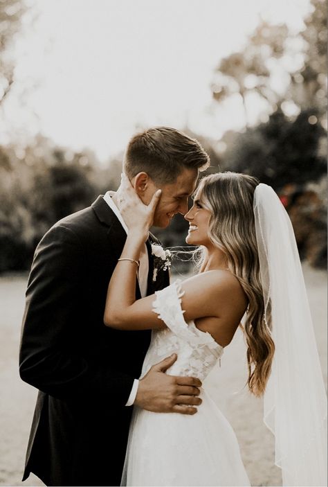 Wedding Photo List, Wedding Shot List, Wedding Portrait Poses, Bride Groom Photos, Wedding Picture Poses, Wedding Photography Styles, New Smyrna Beach, Groom Photo, Wedding Photos Poses