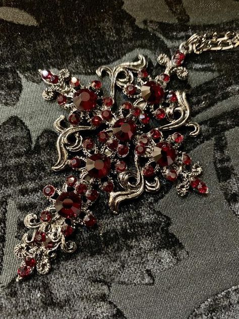 Leaf and Flower Crystal Cross Black Plated Made with Siam Red swarovski Crystals Victorian Vampire, Celebrity Jewelry, Flower Crystal, Crystal Cross, Garnet Jewelry, Classy Jewelry, Funky Jewelry, Black Plates, Gothic Jewelry