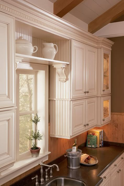 Off White Kitchen Cabinets, Off White Kitchens, Kabinet Dapur, Cabinets Ideas, Farmhouse Kitchen Cabinets, New Kitchen Cabinets, Kitchen Redo, White Kitchen Cabinets, Kitchen Cabinetry