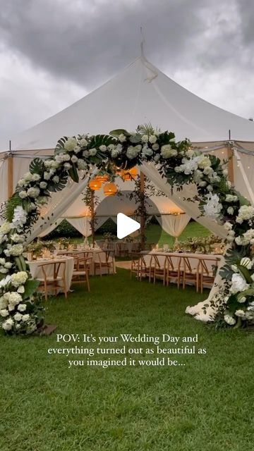 Green Wedding Shoes | Jen on Instagram: "Florals - and a sailcloth tent! - can bring so much personality to your wedding day. Here’s a tip from florist @vibe_florals - “You could get married at a venue that hundreds of others have before you, but bringing in flowers unique to your style and taste will always set it apart!”✨We have to agree with that! This is STUNNING!!  👉🏼 Tag a friend who would love this reception space and be sure to keep following @greenweddingshoes for the best wedding inspo ✨  Floral Design: @vibe_florals Venue: @kualoaranchweddings @kualoaranch Photographer: @jesyleephotography Planning & Coordination: @charmingeventshawaii Sailcloth Tent: @pacificpartyrentals Arch Rental: @alohaartisans  #weddingtent #weddingreception #weddingday #weddinggoals #weddinginsp #hawaii Intimate Tent Wedding, Hawaii Wedding Reception, Sailcloth Tent Wedding, Flowers Unique, August Wedding, Wedding Tent, Sailing Outfit, Tent Wedding, Wedding Goals