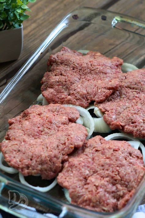 Hamburgers In The Oven With Onions, Oven Baked Burgers With Onions, Hamburger Steak Dinner Ideas, The Best Hamburger Steak, Oven Baked Hamburger Patties Ground Beef, Oven Baked Hamburgers And Onions, Keto Hamburger Patty Recipes, Baked Burger Patties, Oven Hamburger Patties