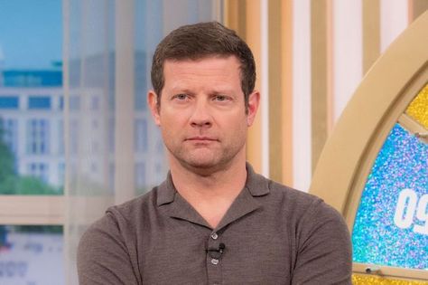 Dermot O'Leary has declined to comment when questioned about Phillip Schofield's This Morning exit and affair confession as the TV presenter is blasted by several ITV stars After The Affair, Weekend Images, Phillip Schofield, Tv Presenter, Relationship Bases, Holly Willoughby, Having An Affair, Sky News, Talent Agency