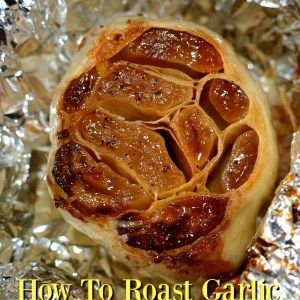 Roast Whole Garlic, Skillet Rolls, Garlic Dipping Oil, How To Roast Garlic, Garlic Roast, Roast Garlic, A Southern Soul, Slow Cooker Roast Beef, Marinated Olives