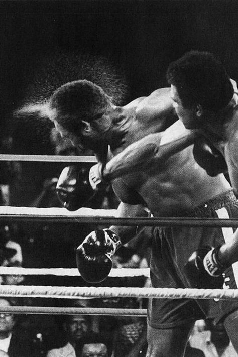 Ali Muhammad Ali Boxing, Foto Sport, محمد علي, Boxe Thai, Mohamed Ali, Boxing Ring, Rumble In The Jungle, Muhammed Ali, Boxing History