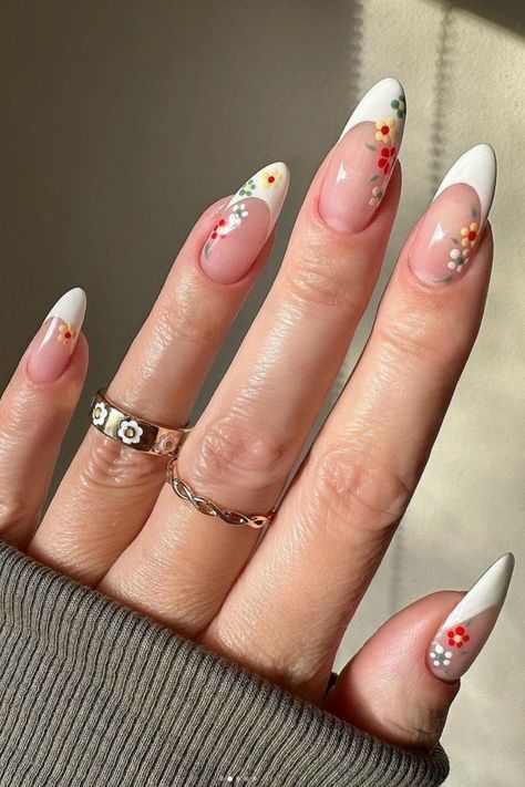 Floral Nail Designs, Summery Nails, Flower Nail Designs, Her Nails, Almond Nails Designs, Makijaż Smokey Eye, Almond Nail, Nails Polish, Pink Nail