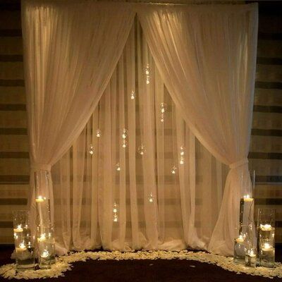 Head Table Wedding Backdrop, Altar Design, Wedding Alters, Curtain Backdrops, Wedding Altars, Pipe And Drape, Diy Photo Booth, Photo Booths, Balloon Flowers