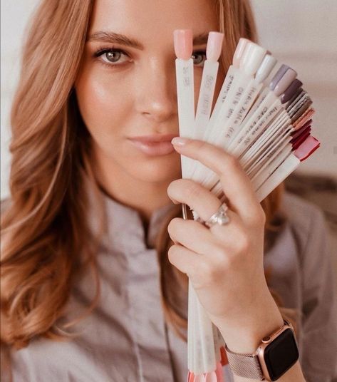 Hair Salon Pictures, Business Portrait Photography, Business Nails, Salon Pictures, Creation Photo, Business Photoshoot, Branding Photoshoot Inspiration, Nail Pictures, Beauty Photoshoot