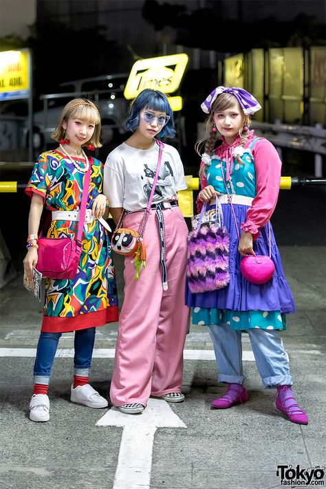 Japanese Street Styles, Japan Street Fashion, Powerpuff Kızları, Maximalist Fashion, Vintage Street Fashion, Colorful Clothing, Japan Fashion Street, Harajuku Street, Harajuku Fashion Street