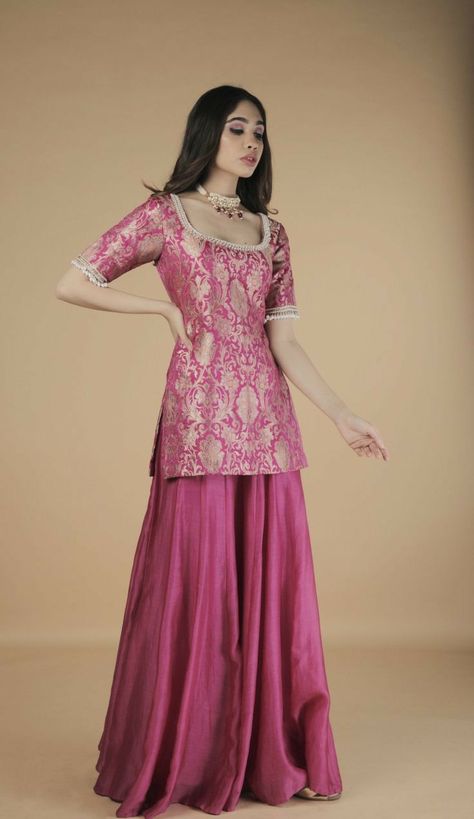 Embroided Kurti, Crop Top And Lehenga, Western Party Wear, Engagement Lehenga, Asian Clothes, Function Dresses, Trendy Outfits Indian, Rani Pink, Outfits Indian