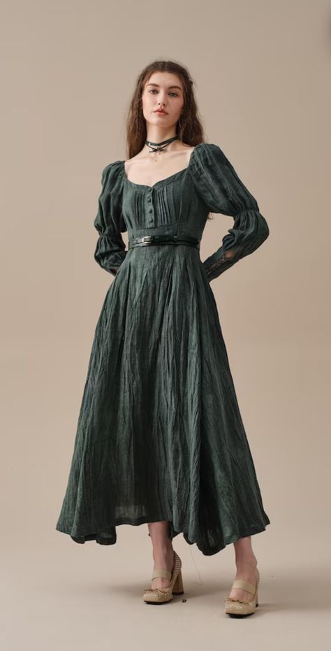 Medieval High Fashion, Linen Gown, Wardrobe Update, Maxi Dress Green, Linen Dress, Shades Of Green, Cool Outfits, Emerald, Maxi Dress