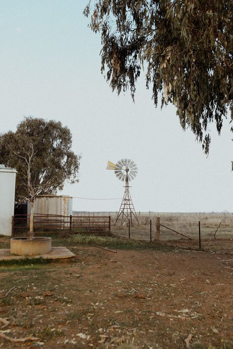 Farm Australia Country Life, Australian Lifestyle Aesthetic, Australian Country Aesthetic, Rural Life Aesthetic, Australian Outback Aesthetic, Outback Lifestyle, Farming Australia, Australian Ranch, Farming Aesthetic