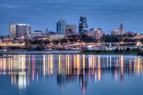 Kansas City Skyline from Kaw Point Park | View of Kansas Cit… | Flickr Kansas City Power And Light District, Kansas City Aesthetic, Kansas City Union Station, Supernatural Dr, Kansas City Skyline, Kansas City Art, Kansas City Kansas, Linkedin Background, Park View