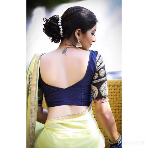 4,469 Likes, 67 Comments - Rutu (@rutuja26) on Instagram: “” Sonarika Bhadoria, Sari Design, Saree Blouse Neck Designs, Backless Blouse Designs, Blouse Design Images, Blouse Back, Salwar Designs, Sari Blouse Designs, Blouse Designs Indian