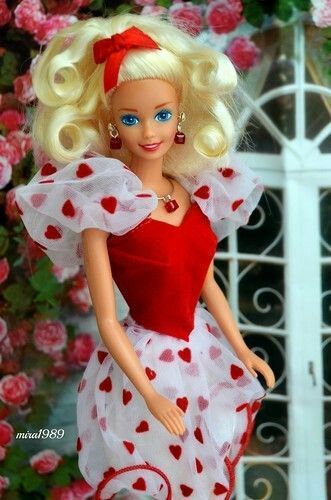 80s Barbie Dolls, Barbie Movie Outfits, Totally Hair Barbie, Barbie Movie 2023, 80s Barbie, 1980s Barbie, 2023 Barbie, Barbie Hairstyle, Original Barbie