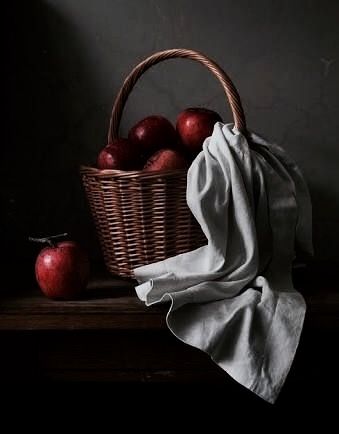 Little Red Riding Hood Aesthetic, Red Riding Hood Aesthetic, Snow White Photography, Villains Aesthetic, Hood Aesthetic, Queen Aesthetic, Apple White, Book Aesthetics, Modern Disney