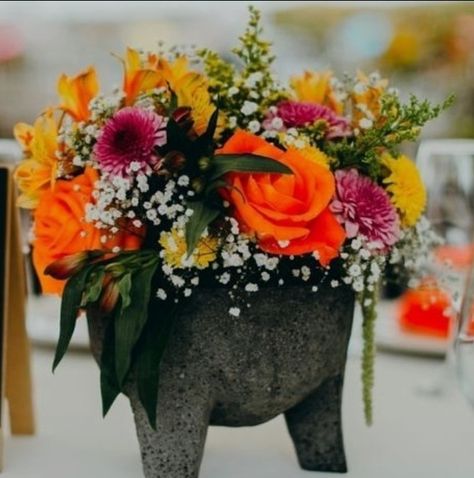 Mexican Wedding Centerpieces Mexico, Wedding Centerpieces Mexican, Mexican Theme Quinceanera Centerpieces, Mexican Party Centerpiece, Mexican Theme Centerpieces Ideas, Fall Mexican Wedding, Mexican Centerpiece Ideas, Mexican American Wedding, Modern Mexican Wedding