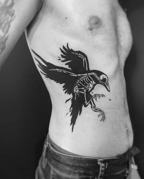 Crow Tattoo Ideas, 3rd Eye Tattoo, Black Crow Tattoos, Bird Skull Tattoo, Crow Tattoo Design, Beetle Tattoo, Latest Tattoo Design, Zelda Tattoo, Bone Tattoos