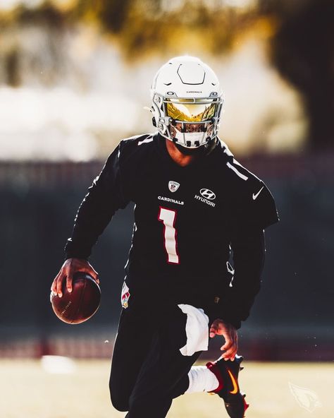 Arizona Cardinals on Instagram: “Steady work 🤫🥋” Arizona Cardinals Wallpaper, Cardinals Wallpaper, World Football League, American Football Uniforms, Nfl Football Art, Basketball Videos, Nfl Football Players, Nba Wallpapers, Football Uniforms