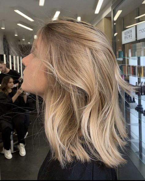 Summer Blonde Hair, Blonde Hair Transformations, Bronde Hair, Balayage Blonde, Dirty Blonde Hair, Honey Blonde Hair, Blonde Hair Inspiration, Blonde Hair Looks, Short Hair Balayage